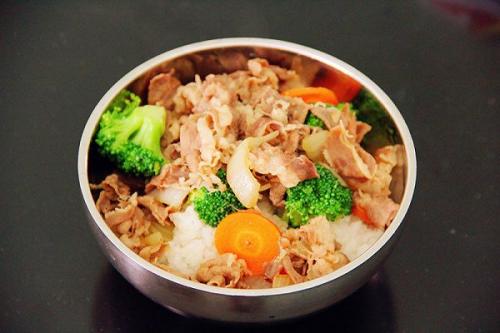 吉野家牛肉飯加盟項(xiàng)目更適合創(chuàng)業(yè)!